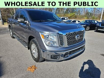 Used 2018 Nissan Titan SV w/ SV Convenience Package