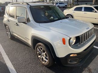 Used 2017 Jeep Renegade Latitude w/ Popular Equipment Group video 1