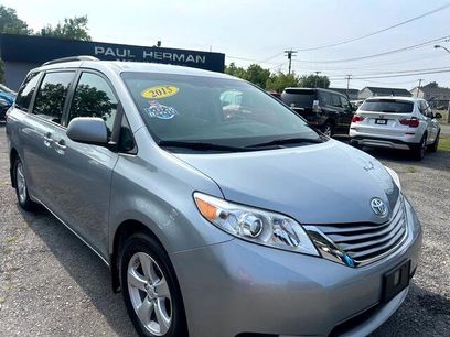 Used 2015 Toyota Sienna LE