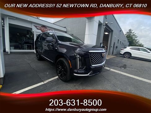 Used 2025 Cadillac Escalade Premium Luxury w/ Touring Package AWD/4WD image 10