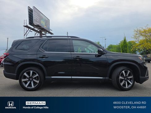 Certified 2023 Honda Pilot Touring image 10