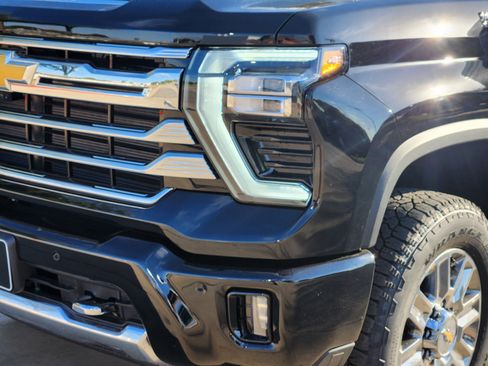 New 2026 Chevrolet Silverado 2500 High Country w/ Technology Package image 17