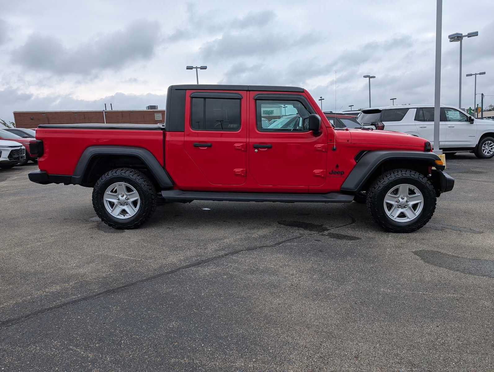 Used 2020 Jeep Gladiator Sport w/ Quick Order Package 24S AWD/4WD image 7