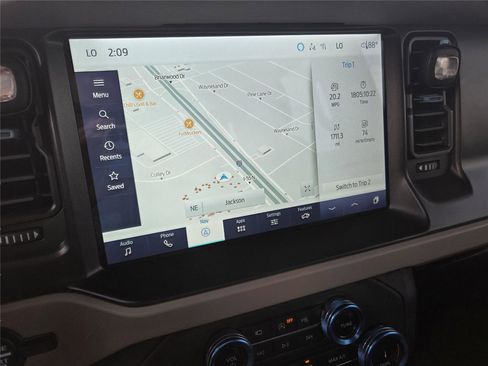 Used 2022 Ford Bronco Wildtrak AWD/4WD image 9