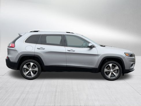 Used 2020 Jeep Cherokee Limited image 8