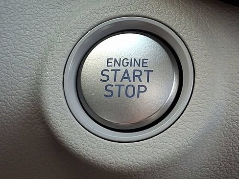 New 2026 Hyundai Venue SEL FWD image 11