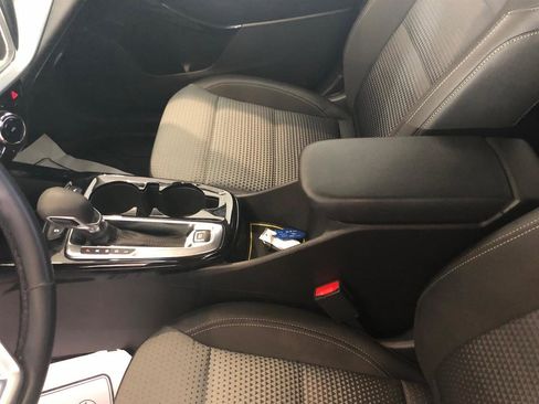 Used 2024 Chevrolet Trax LT w/ Driver Confidence Package image 7