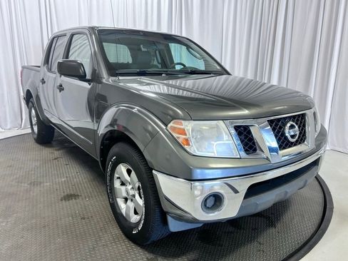 Used 2009 Nissan Frontier SE w/ SE Value Truck Pkg RWD image 19