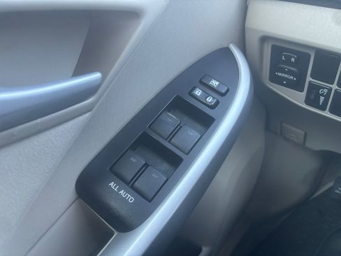 Used 2011 Toyota Prius Two image 20