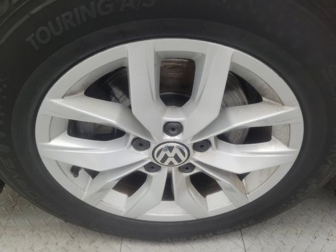 Used 2018 Volkswagen Passat 2.0T S w/ Driver Assistance Package FWD image 31