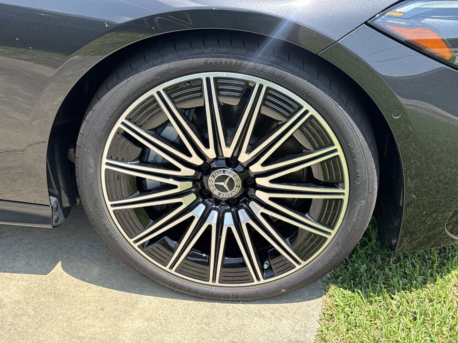New 2026 Mercedes-Benz CLE 450 4MATIC Coupe image 3