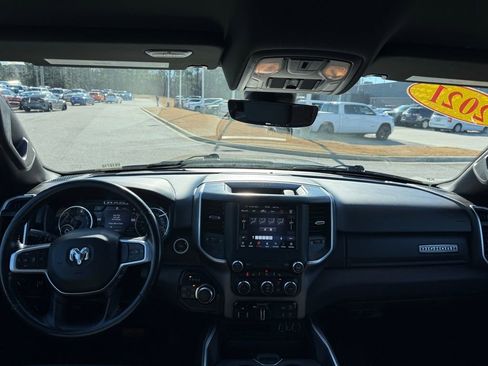 Used 2021 RAM 1500 Big Horn image 12