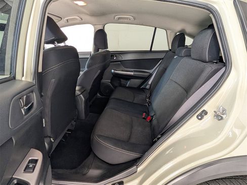 Used 2015 Subaru Crosstrek 2.0i Premium image 7