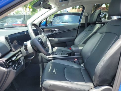 Certified 2026 Kia Sportage SX FWD image 15
