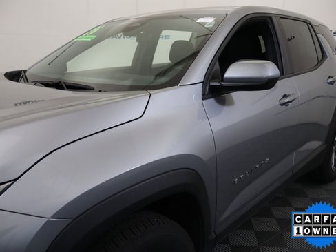 Used 2026 Chevrolet Equinox LT AWD/4WD image 13