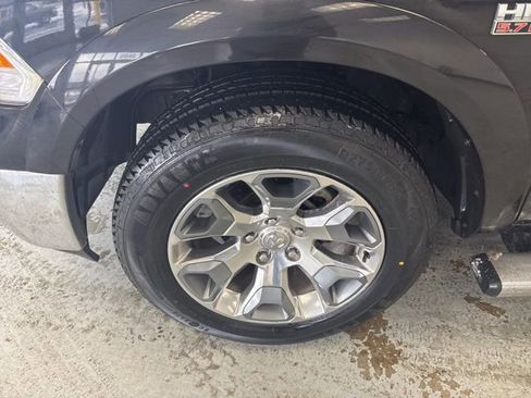 Used 2017 RAM 1500 Limited image 6