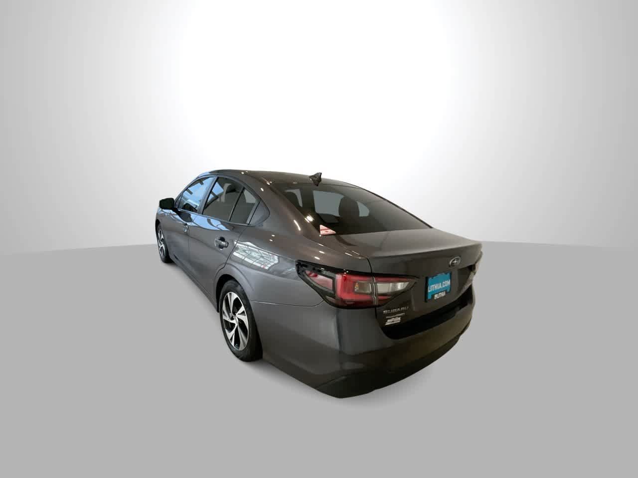 Used 2025 Subaru Legacy Premium AWD/4WD image 6