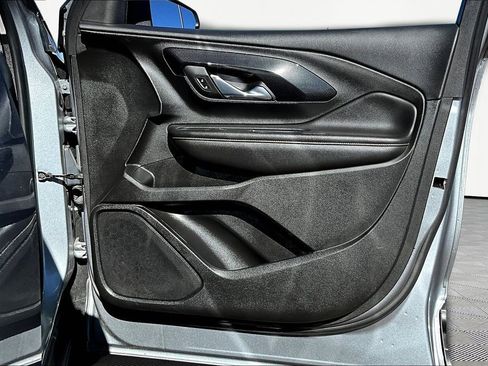 Used 2023 GMC Terrain AT4 image 19