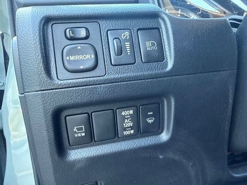 Used 2022 Toyota 4Runner TRD Off-Road Premium w/ TRD Black Wheel Package (TMS) AWD/4WD image 23