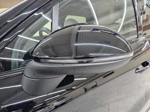 Used 2020 Porsche Cayenne image 12