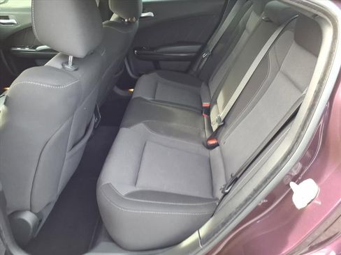 Used 2022 Dodge Charger SXT w/ Blacktop Package image 7