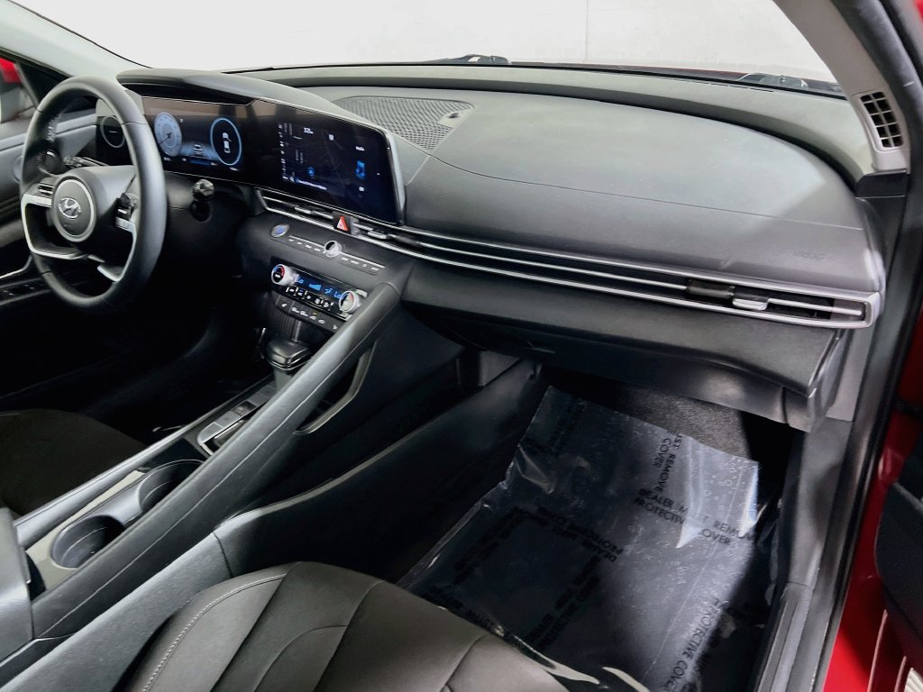 Used 2023 Hyundai Elantra SEL w/ Convenience Package FWD image 26