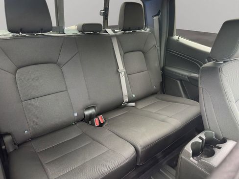 New 2026 GMC Canyon Elevation w/ Convenience Package image 15