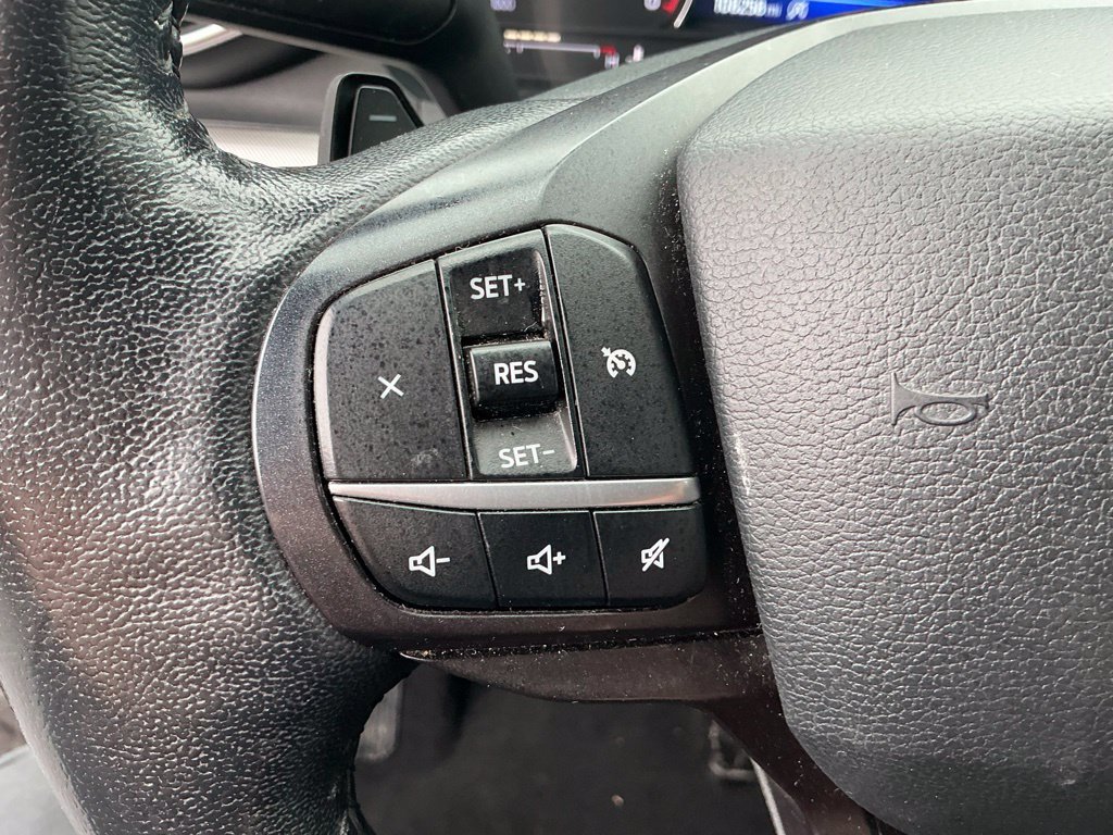 Used 2020 Ford Explorer XLT w/ Equipment Group 202A AWD/4WD image 21