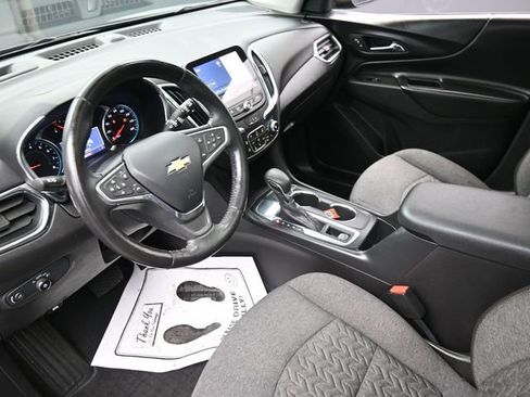 Used 2022 Chevrolet Equinox LT image 18