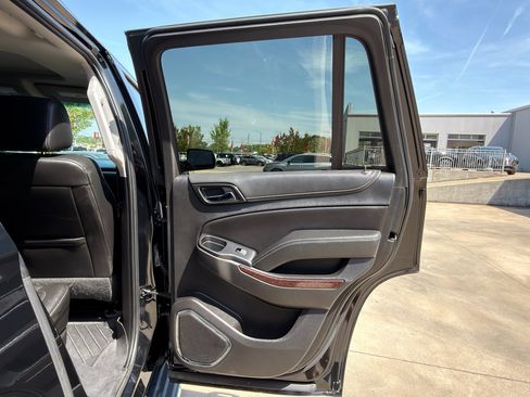 Used 2019 GMC Yukon SLT w/ Open Road Package image 17