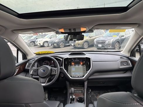 Used 2023 Subaru Ascent Touring image 31
