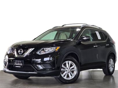 Used 2014 Nissan Rogue SV w/ SV Premium Package