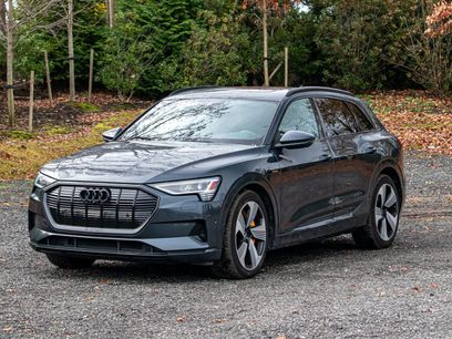 Used 2022 Audi e-tron Premium Plus w/ Premium Plus Package