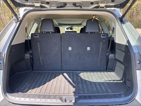 Used 2024 Toyota Grand Highlander XLE image 17