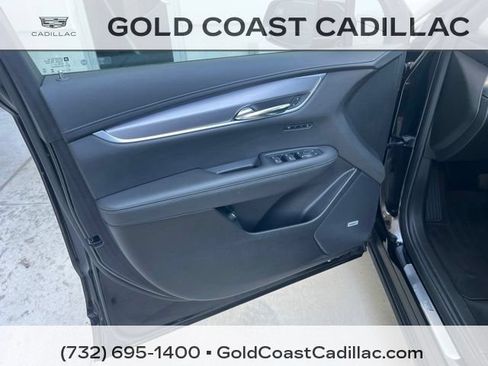 Certified 2024 Cadillac XT6 Luxury AWD/4WD image 19