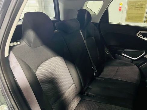 Used 2023 Kia Soul LX w/ LX Technology Package image 27