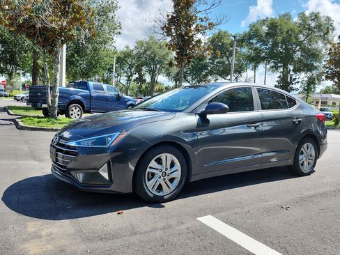 Used 2020 Hyundai Elantra SEL FWD image 2