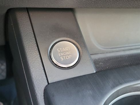 Used 2017 Audi A4 2.0T Premium Plus w/ Premium Plus Package image 23