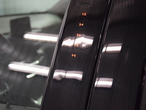 Used 2023 Ford Explorer King Ranch w/ Technology Package image 15