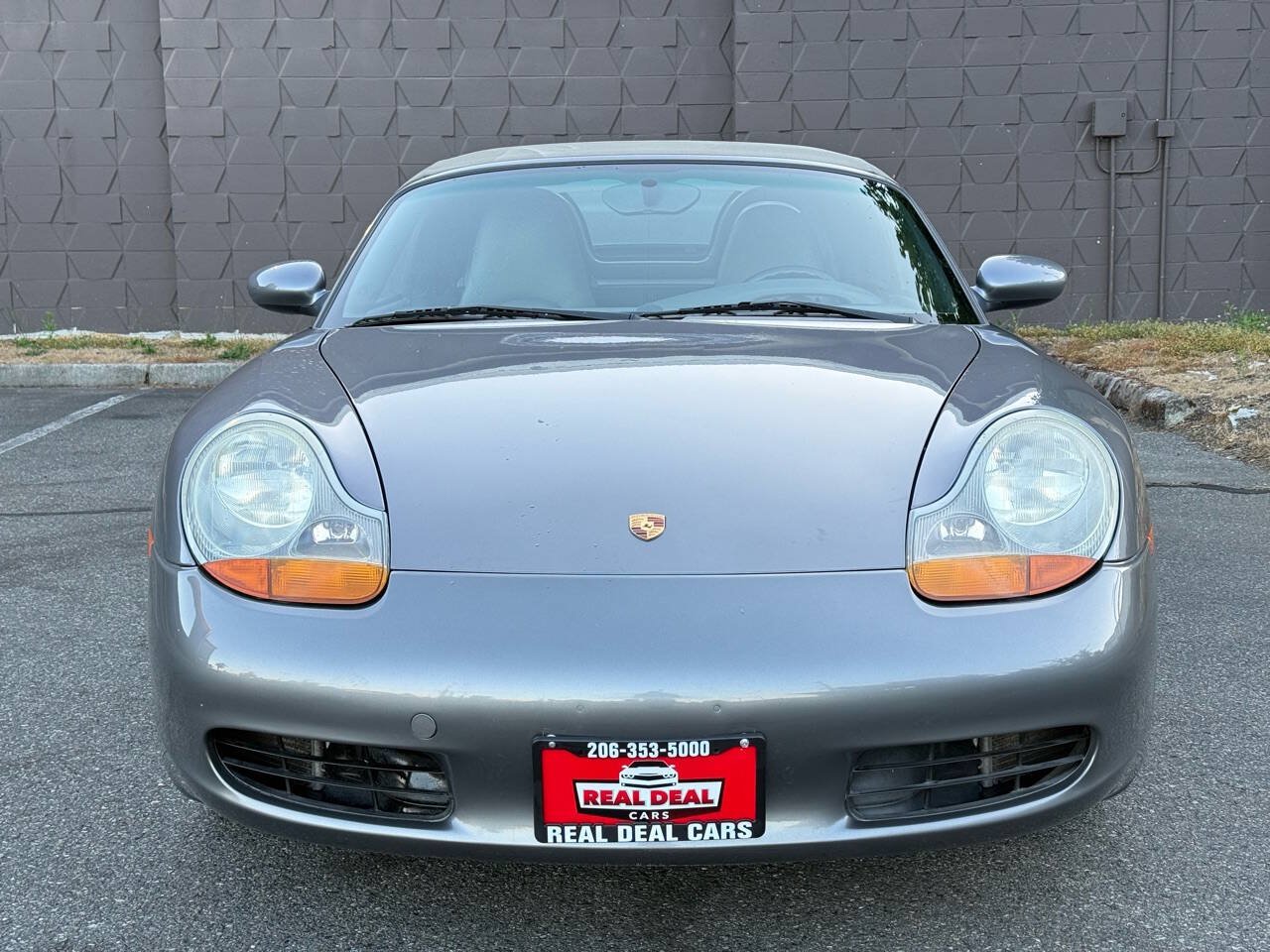 Used 2001 Porsche Boxster RWD image 2