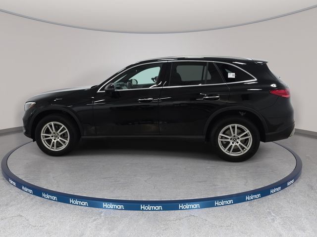 Used 2024 Mercedes-Benz GLC 300 4MATIC image 9