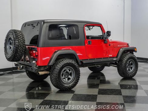 Used 2005 Jeep Wrangler Unlimited Rubicon w/ Security Group AWD/4WD image 14