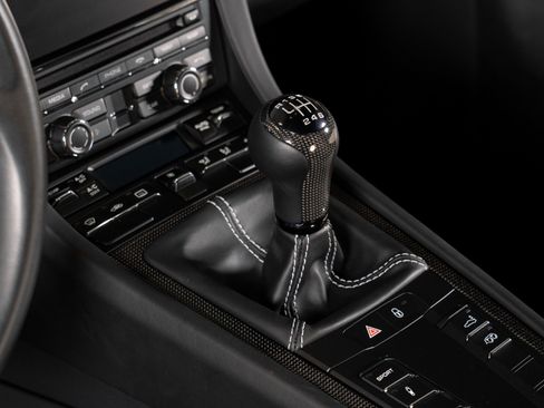 Used 2016 Porsche 911 R image 24