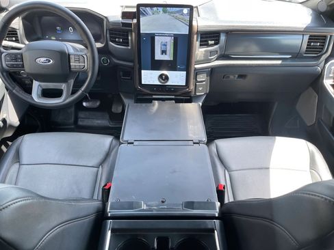 Used 2022 Ford F150 Lightning Lariat w/ Max Trailer Tow Package AWD/4WD image 17