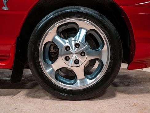 Used 1996 Ford Mustang Cobra image 24