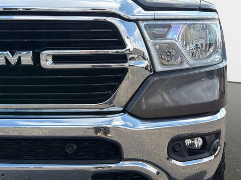 Used 2019 RAM 1500 Big Horn AWD/4WD image 9