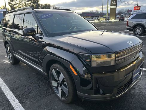 Used 2024 Hyundai Santa Fe Limited image 8