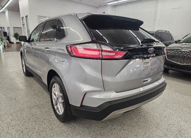 Used 2024 Ford Edge SEL AWD/4WD image 7