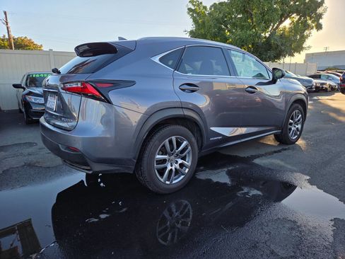 Used 2015 Lexus NX 300h AWD image 4