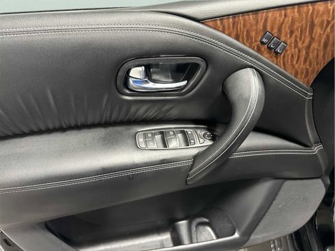 Used 2020 Nissan Armada Platinum w/ Captain's Chairs Package image 10